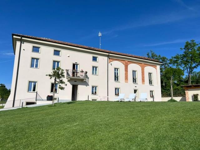 Ermitage La Suite-Hermitage Al Tramonto-Hermitage Tra Le Vigne Cioccaro Di Penango Exterior photo